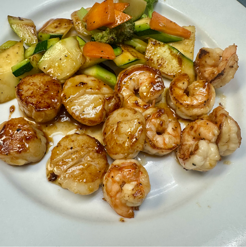 HD12. Shrimp (6 tails) and Scallop (4.5 oz)  