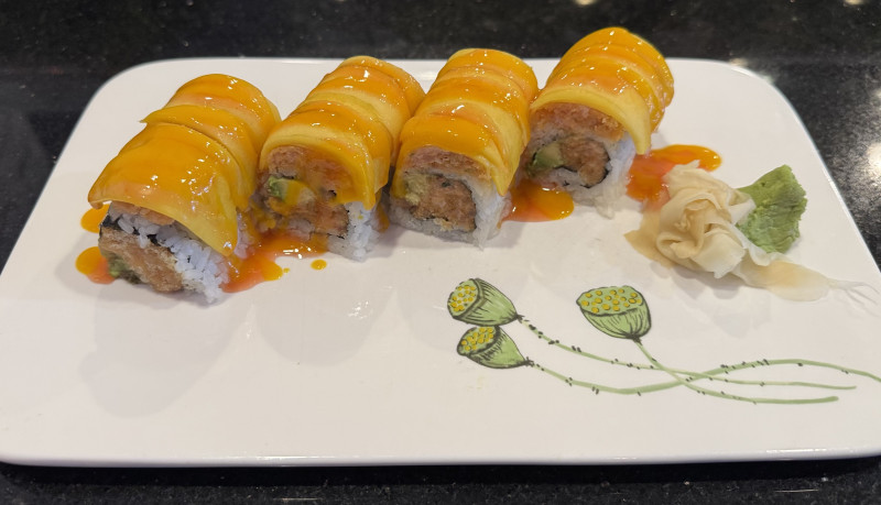 * Dancing Mango Roll