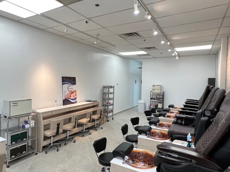 Central Nails and Visual Spa